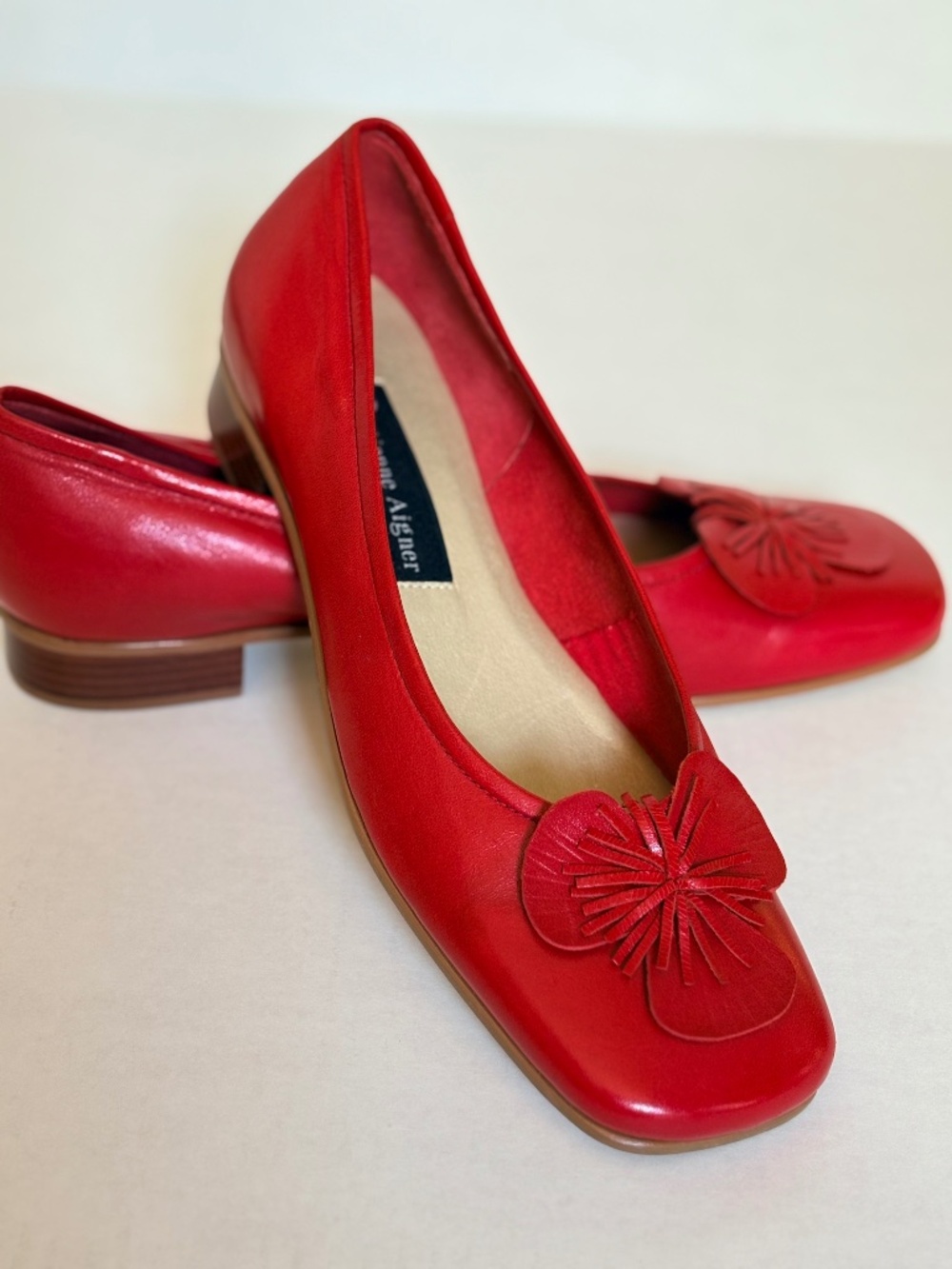VTG Etienne Aigner Red Leather Flats Block Square Toe Flower Rosette 6.5 EUC